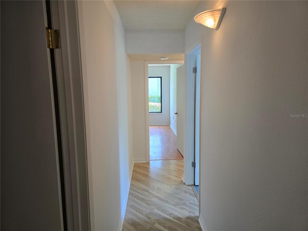 1281 Pine Ridge Circle East, Unit B1 Tarpon Springs, FL 34688 - Photo 17 of 32