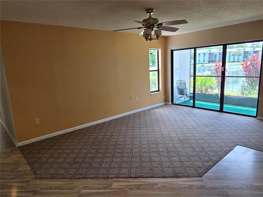 1281 Pine Ridge Circle East, Unit B1 Tarpon Springs, FL 34688 - Photo 23 of 32