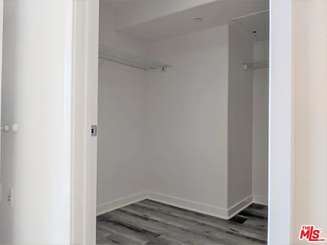 $3,945 | 5143 White Oak Avenue, Unit 306, Encino, CA 91316