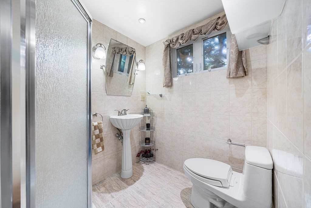 27 Randy Road Framingham, MA 01701 - Photo 37 of 42