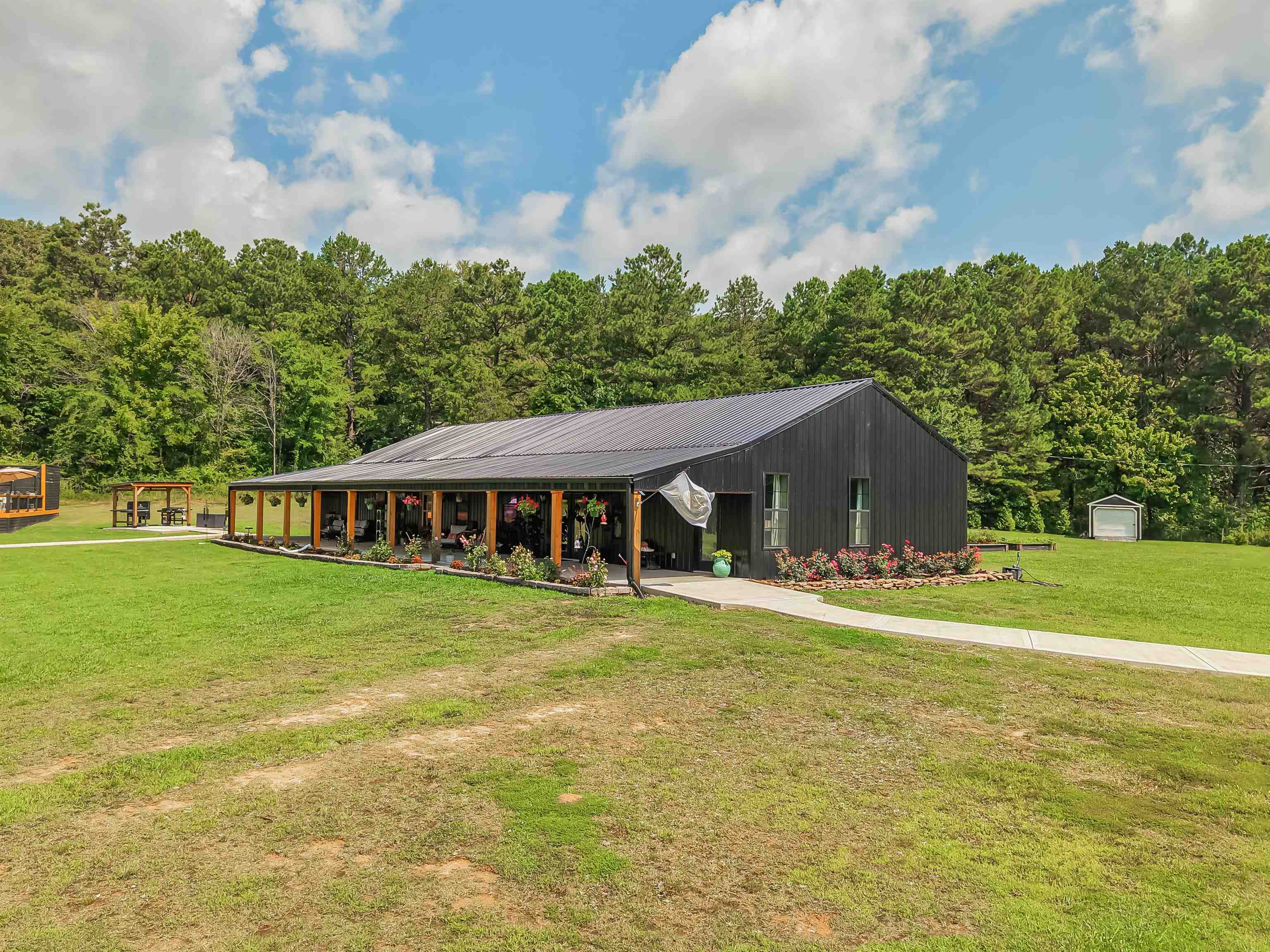 220 Front Road Toone, TN 38381 - Photo 2 of 40