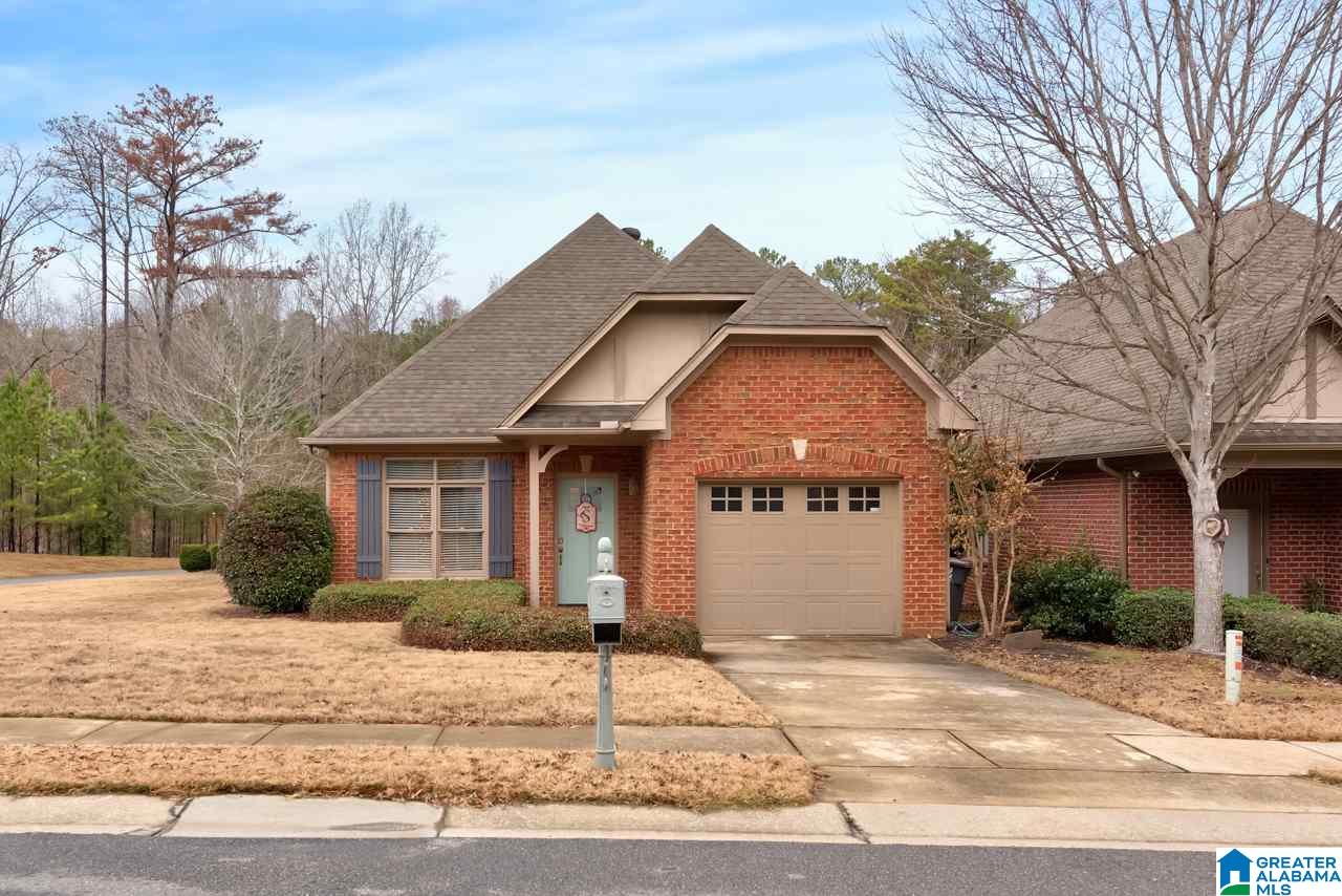 5693 Park Side Road Birmingham, AL 35244 - Photo 2 of 32
