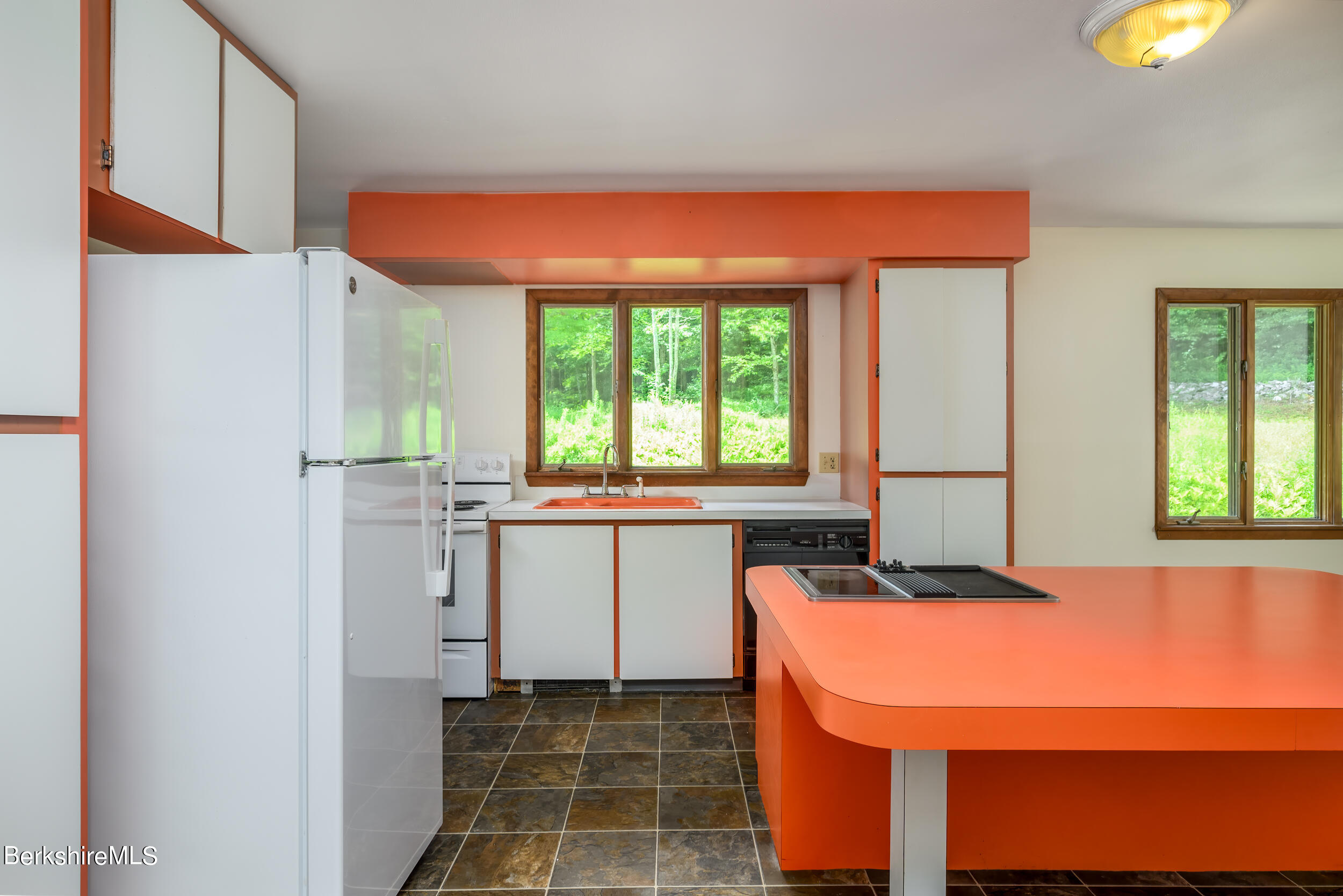 2467 Hancock Road Hancock, MA 01267 - Photo 8 of 32 kitchen