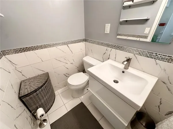 $99,000 | 35 Stewart Place, Unit 204A, Mount Kisco, NY 10549