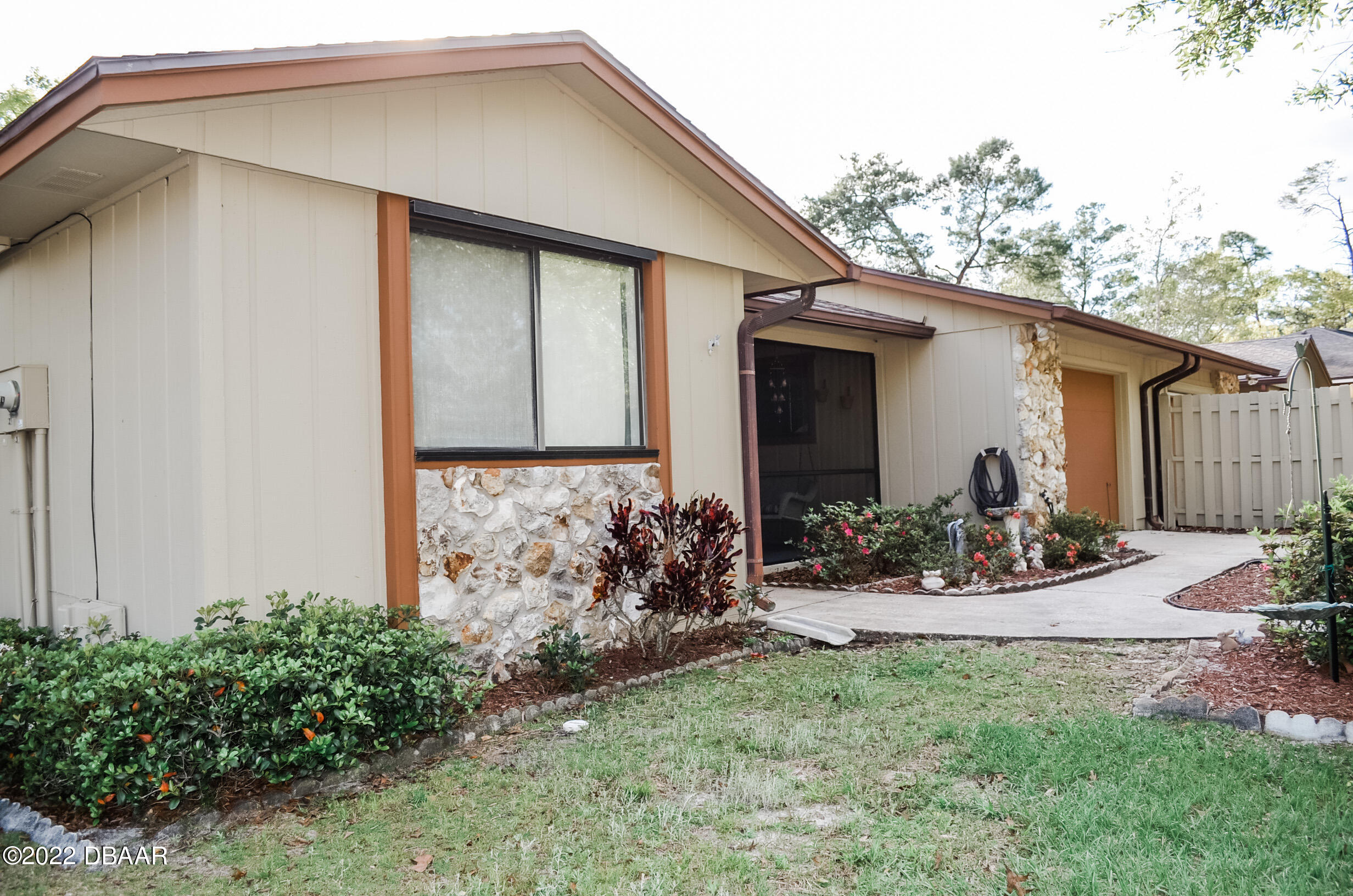 69 Crooked Pine Road Port Orange, FL 32128 - Photo 2 of 21 Front