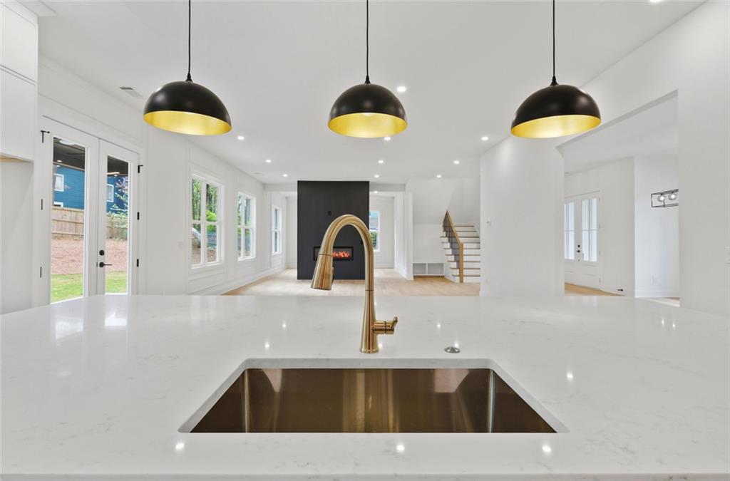 3070 Shaw Road Marietta, GA 30066 - Photo 11 of 28