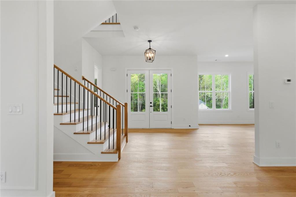 3070 Shaw Road Marietta, GA 30066 - Photo 5 of 28