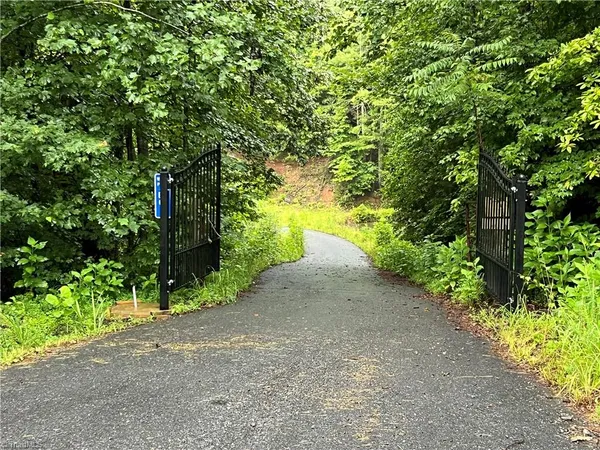 $149,900 | Tbd Staghorn Road, Purlear, NC 28665