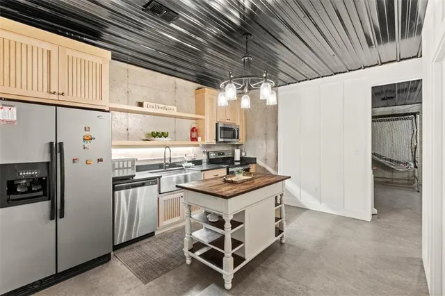 $929,777 | 250 Crowe Springs Road Northwest, Cartersville, GA 30121