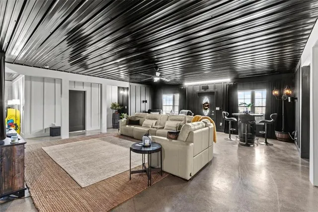 $929,777 | 250 Crowe Springs Road Northwest, Cartersville, GA 30121