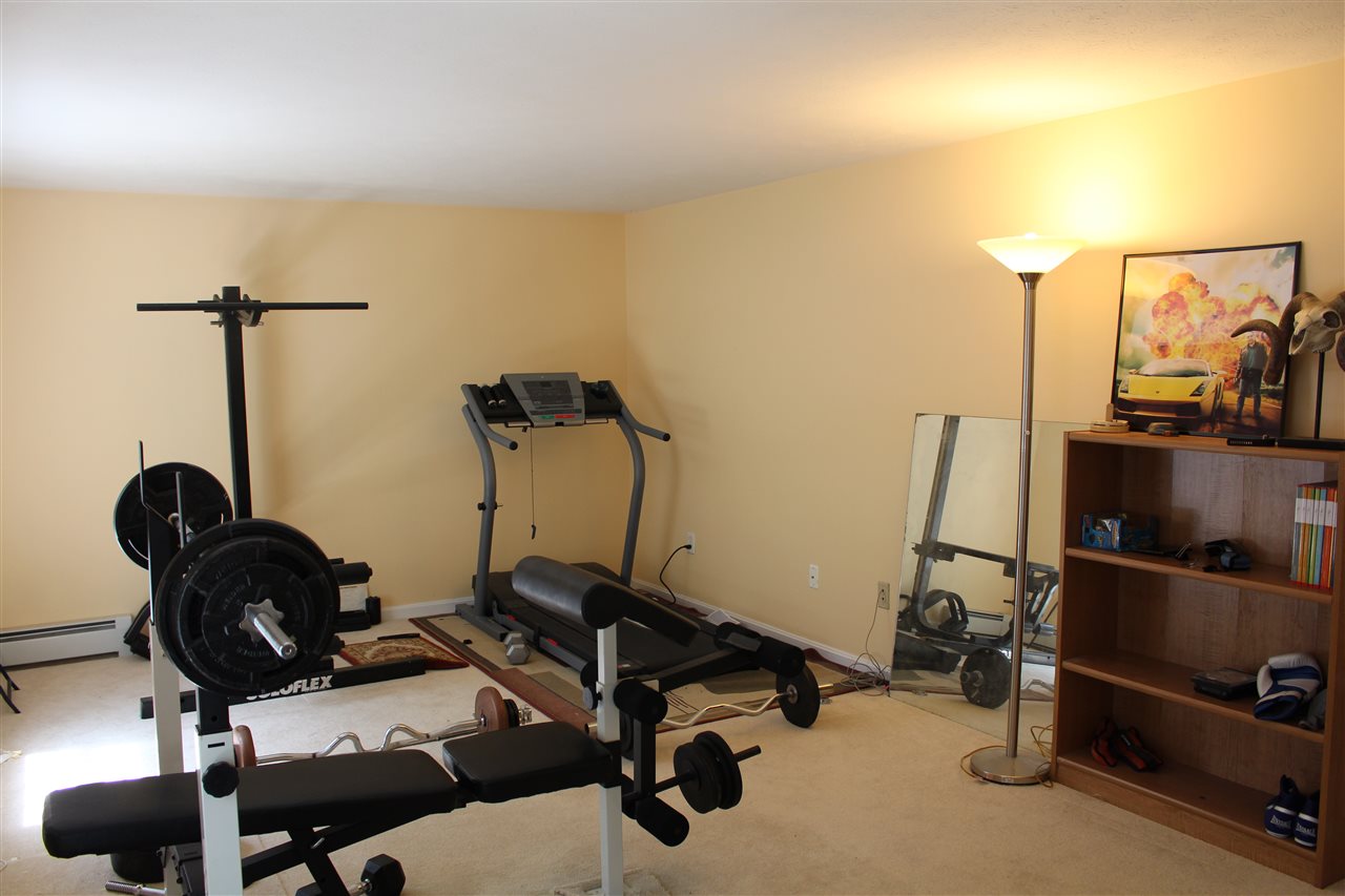 54 Hampton Street Concord, NH 03301 - Photo 14 of 21 Gallery Image 14