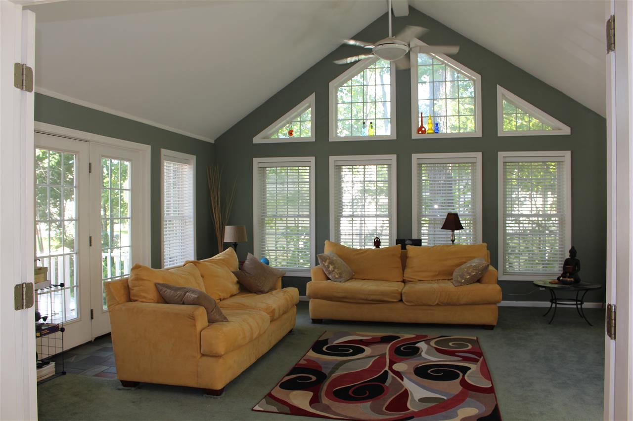 54 Hampton Street Concord, NH 03301 - Photo 3 of 21 Gallery Image 3