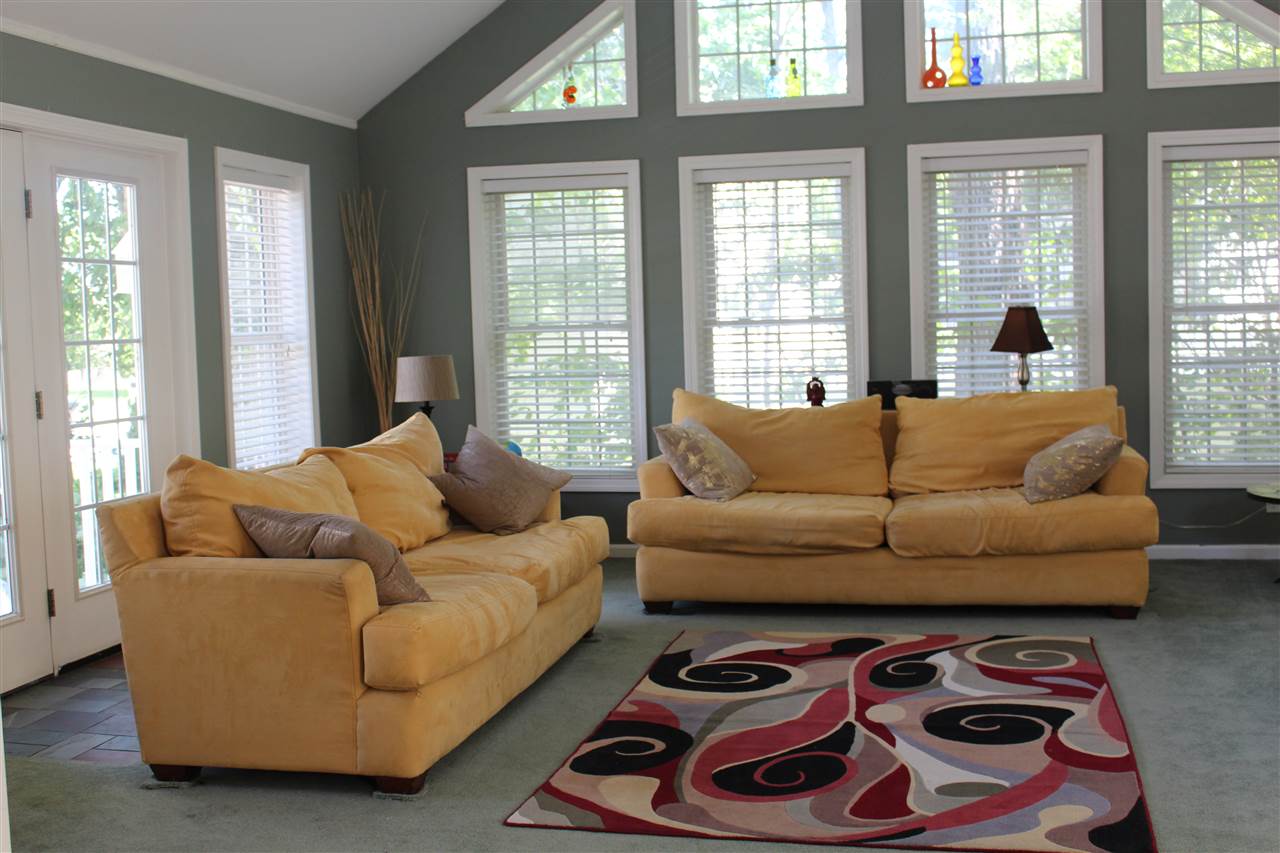 54 Hampton Street Concord, NH 03301 - Photo 5 of 21 Gallery Image 5