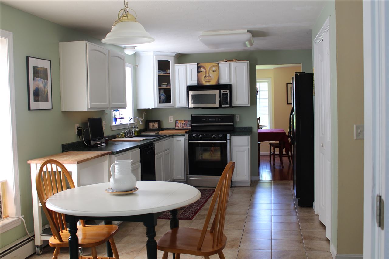 54 Hampton Street Concord, NH 03301 - Photo 10 of 21 Gallery Image 10