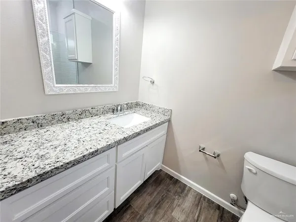 $1,100 | 5901 Swallow Avenue, Unit 2, Mission, TX 78573