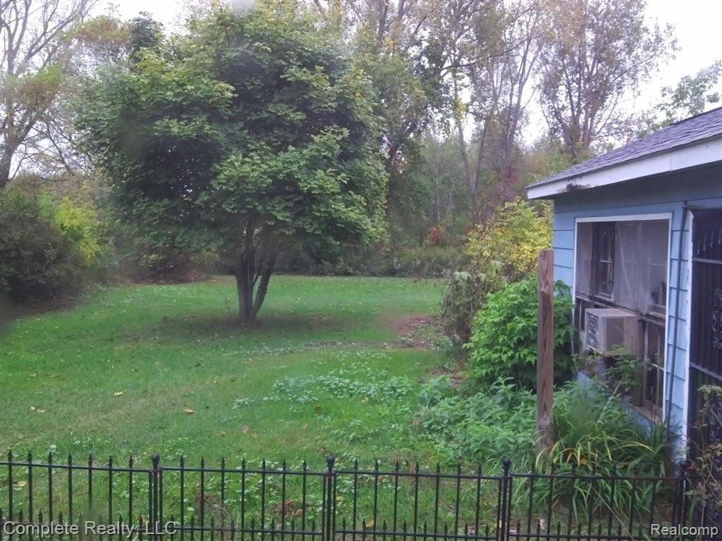 3930 Curtis Road Birch Run, MI 48415 - Photo 18 of 25 2013-10-07 13.00.33.jpg