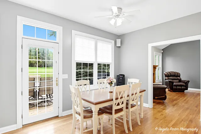 $624,900 | 9 Bordeaux Court, Oakwood Hills, IL 60013