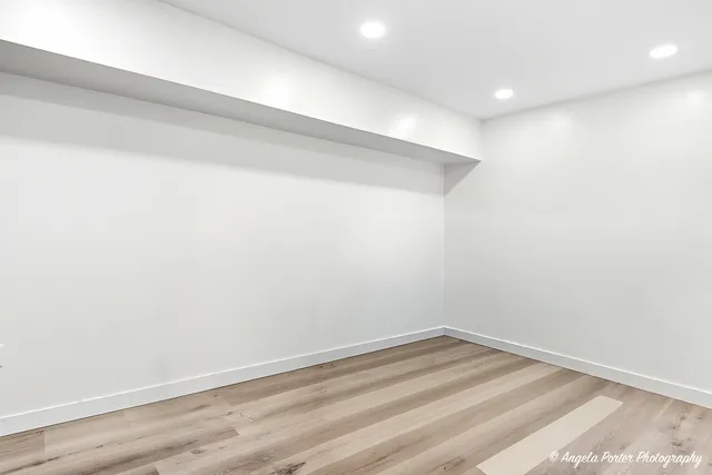 $614,900 | 9 Bordeaux Court, Oakwood Hills, IL 60013