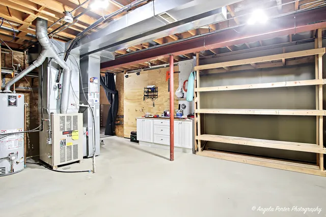 $614,900 | 9 Bordeaux Court, Oakwood Hills, IL 60013