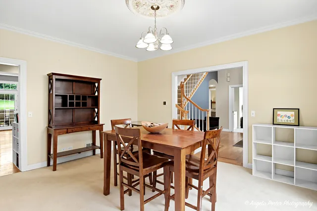 $624,900 | 9 Bordeaux Court, Oakwood Hills, IL 60013