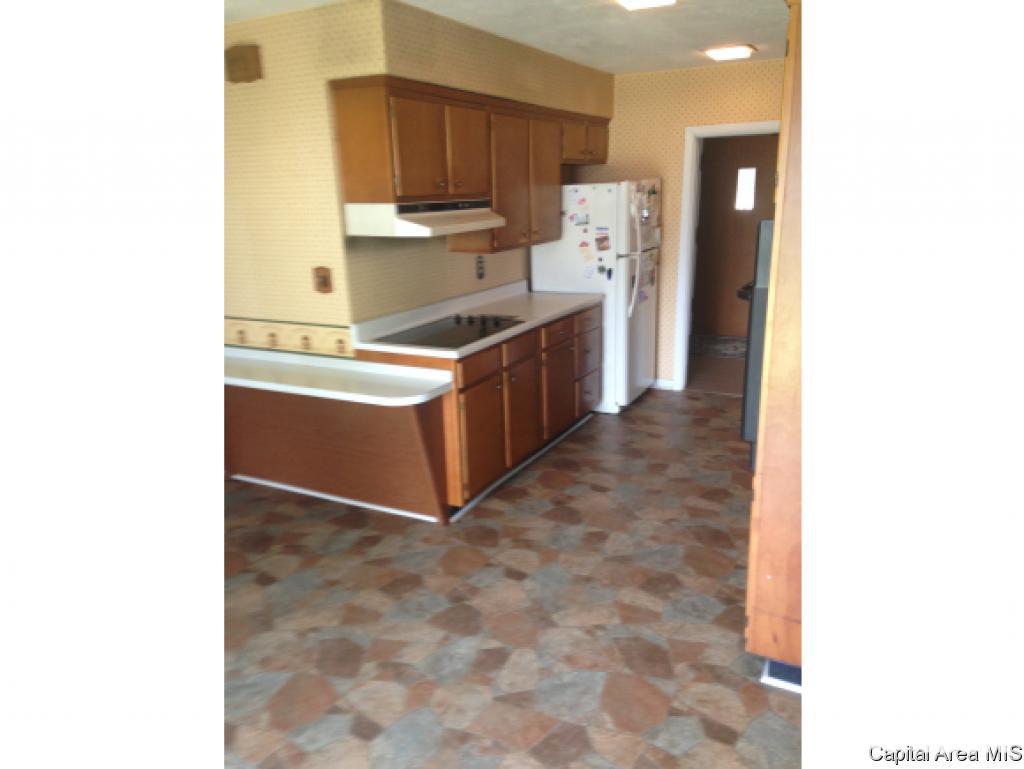 2012 North 23rd Street Springfield, IL 62702 - Photo 8 of 20