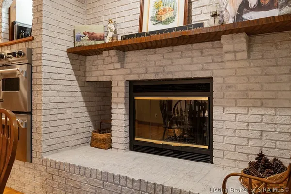 $825,000 | 16708 Clapp Road, Otisco, IN 47163