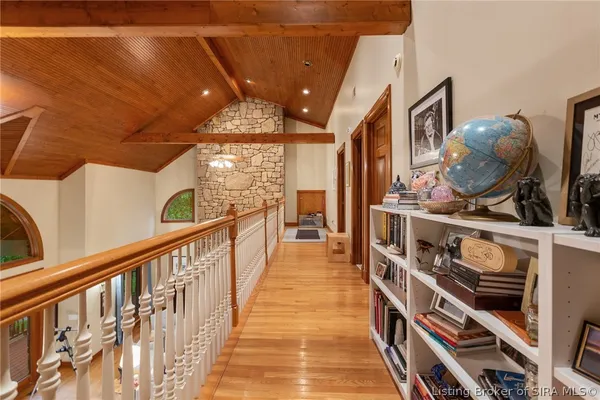 $825,000 | 16708 Clapp Road, Otisco, IN 47163