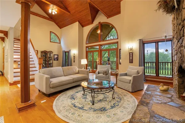 $825,000 | 16708 Clapp Road, Otisco, IN 47163