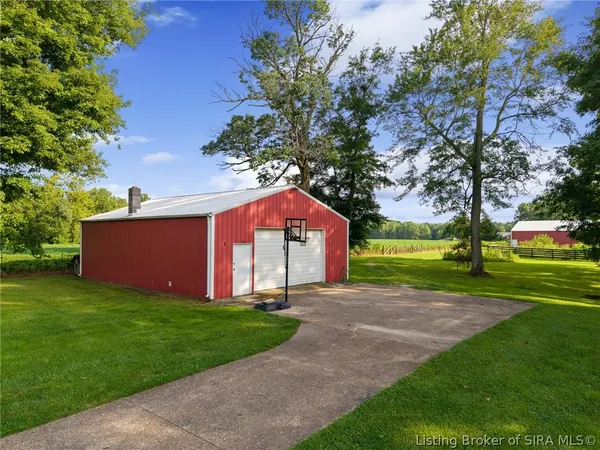 $825,000 | 16708 Clapp Road, Otisco, IN 47163
