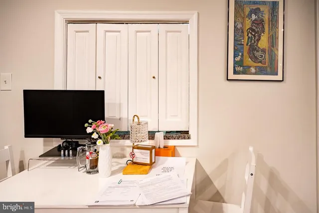 $2,200 | 420 1/2 North St Asaph Street, Alexandria, VA 22314