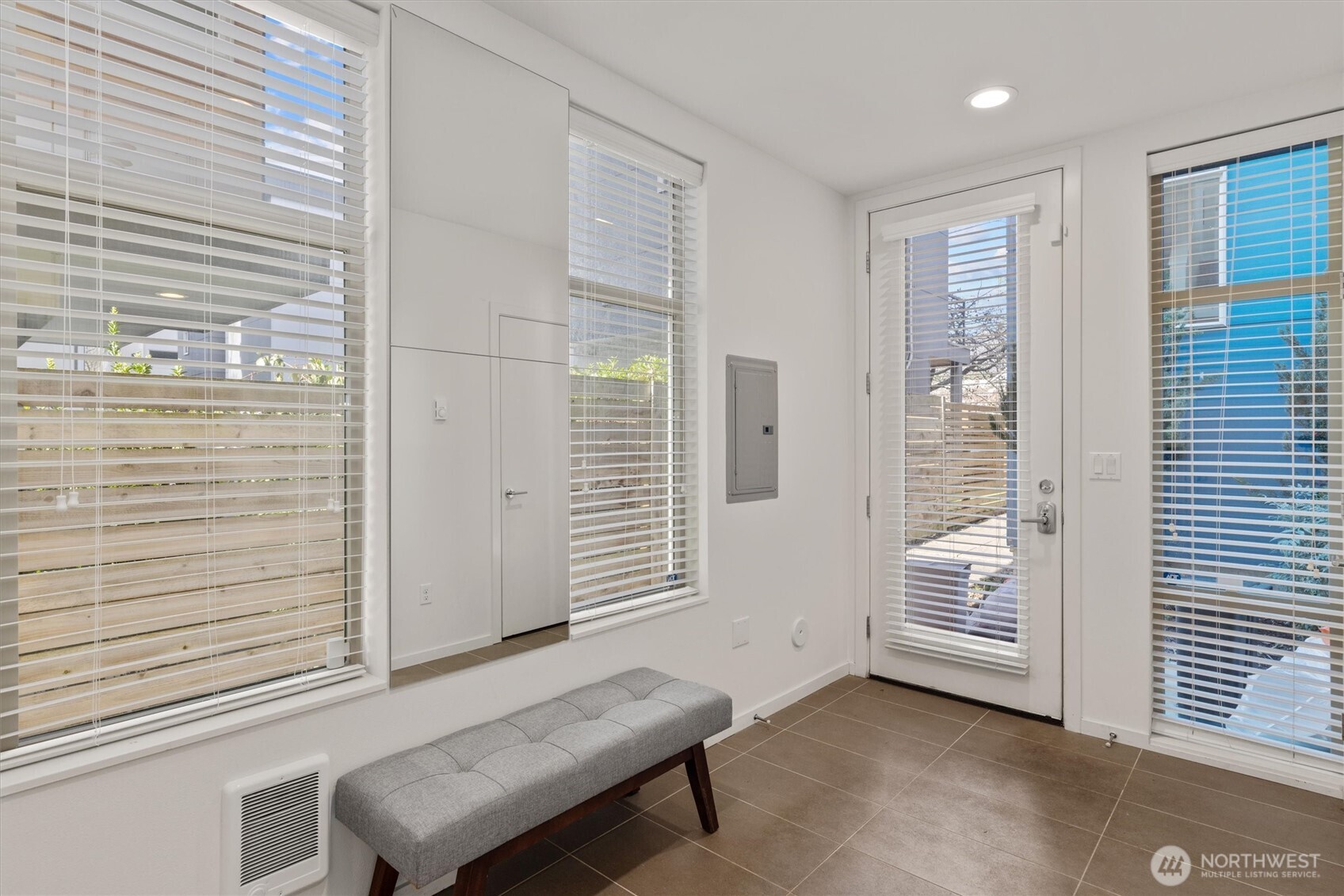 1713 Northwest 60th Street, Unit B Seattle, WA 98107 - Photo 3 of 40