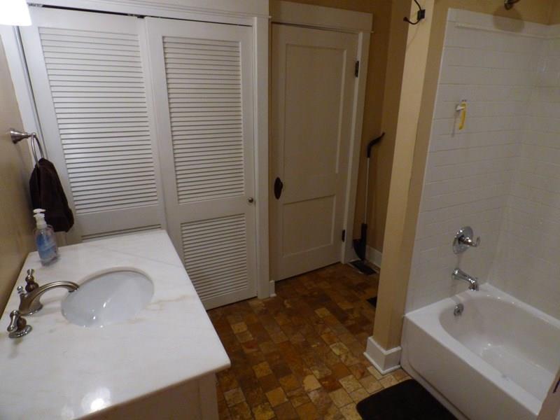 2227 East High Street Springfield, OH 45505 - Photo 16 of 22
