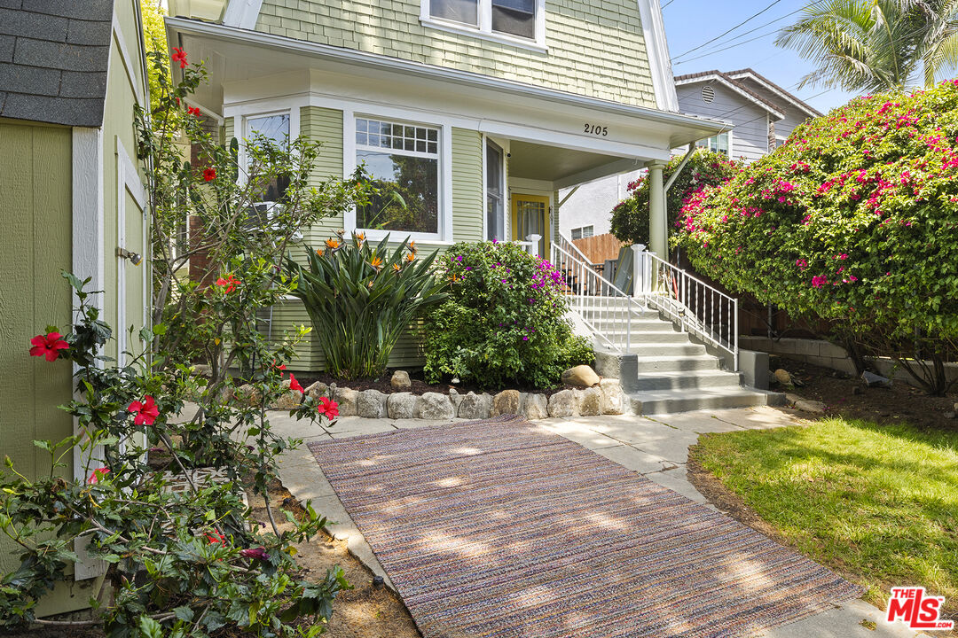 2105 Echo Park Avenue Los Angeles, CA 90026 - Photo 4 of 31 a view of a backyard with flowers