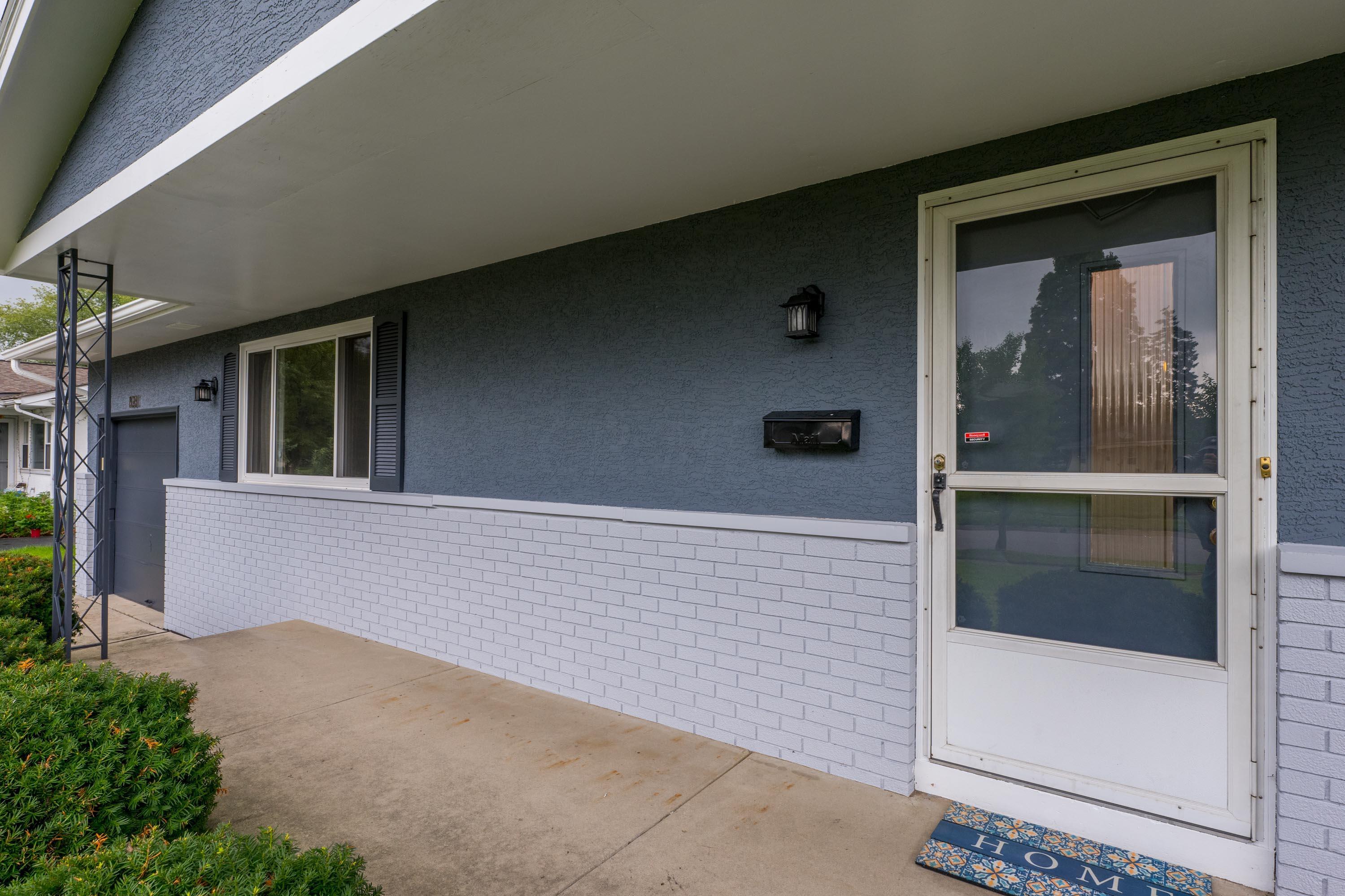 1081 Belden Road Columbus, OH 43229 - Photo 2 of 43 Gallery Image 2
