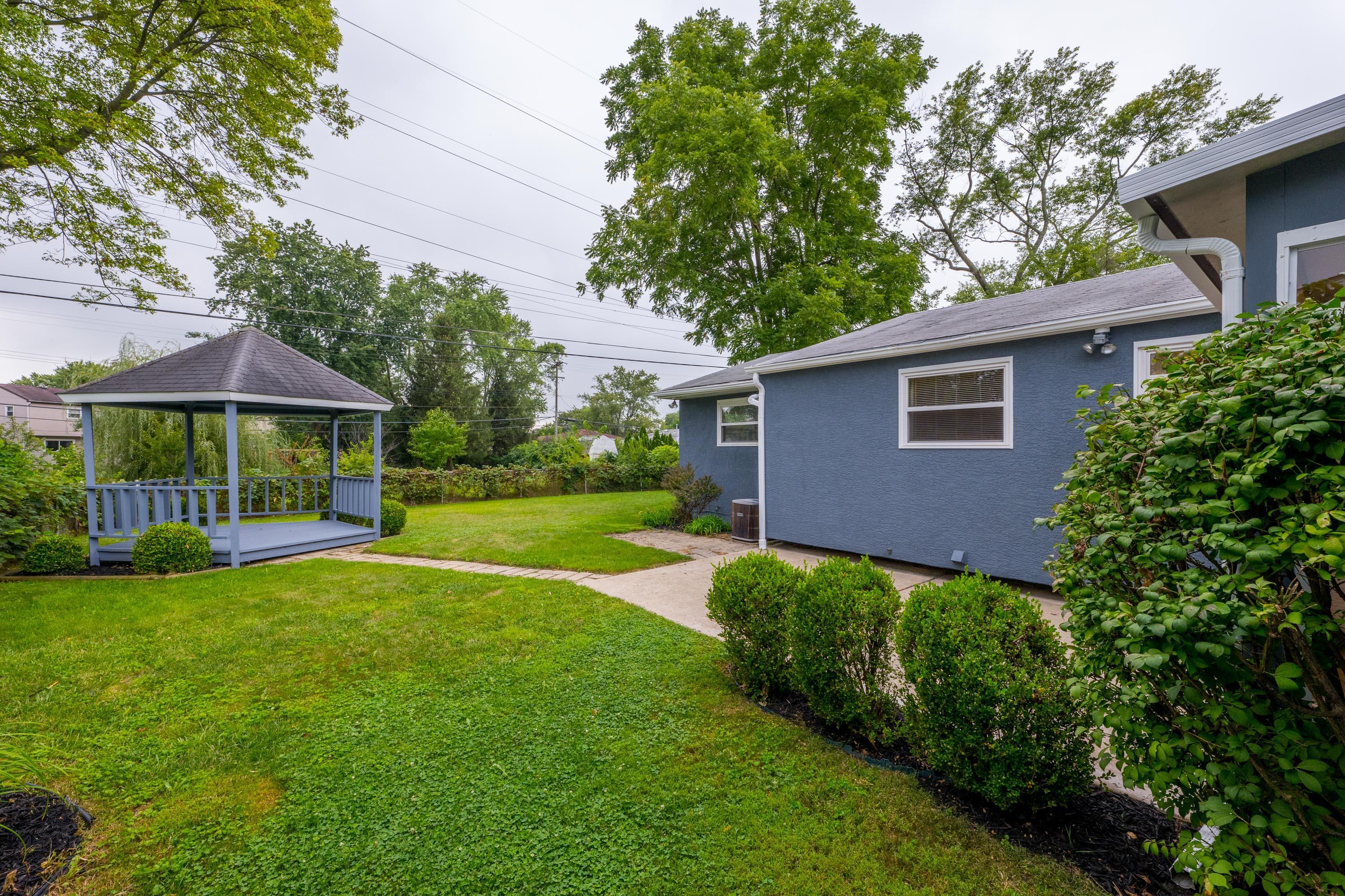 1081 Belden Road Columbus, OH 43229 - Photo 34 of 43 Gallery Image 34