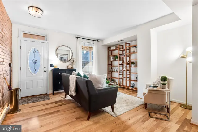 $395,000 | 7 South Jefferson Street, Frederick, MD 21701