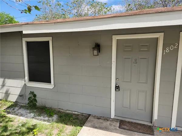 $850 | 1802 West Avenue H, Unit D, Temple, TX 76504