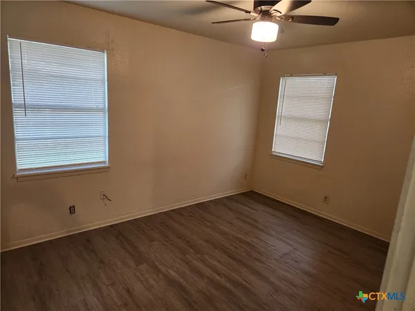 $850 | 1802 West Avenue H, Unit D, Temple, TX 76504