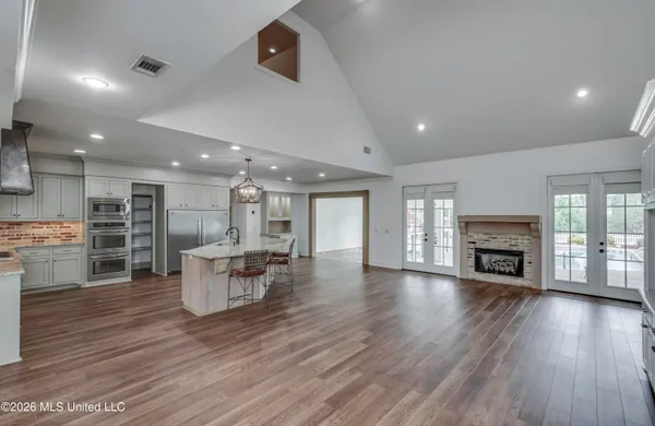 $829,000 | 154 Oakdale Road, Madison, MS 39110