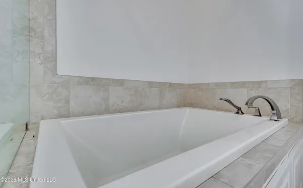 $829,000 | 154 Oakdale Road, Madison, MS 39110