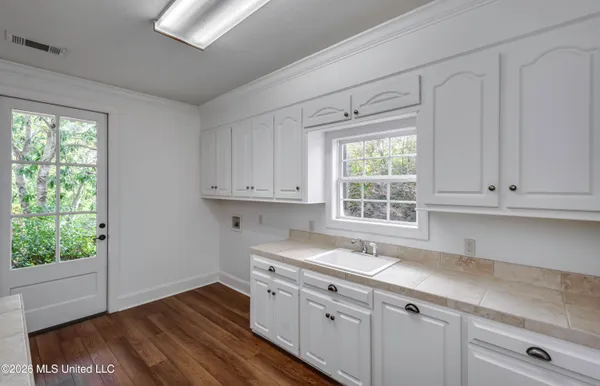 $829,000 | 154 Oakdale Road, Madison, MS 39110