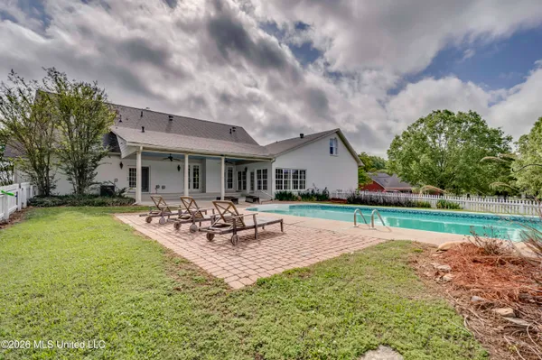 $829,000 | 154 Oakdale Road, Madison, MS 39110