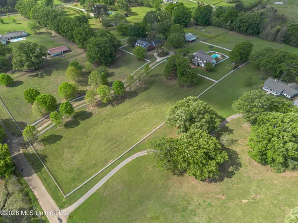 $829,000 | 154 Oakdale Road, Madison, MS 39110