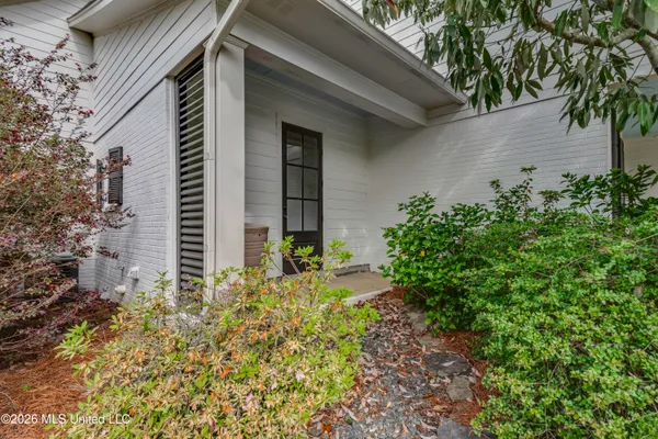 $829,000 | 154 Oakdale Road, Madison, MS 39110
