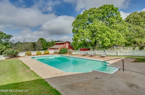 $829,000 | 154 Oakdale Road, Madison, MS 39110