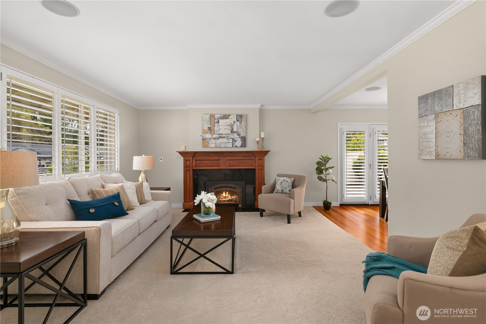14518 112th Avenue Northeast Kirkland, WA 98034 - Photo 4 of 38