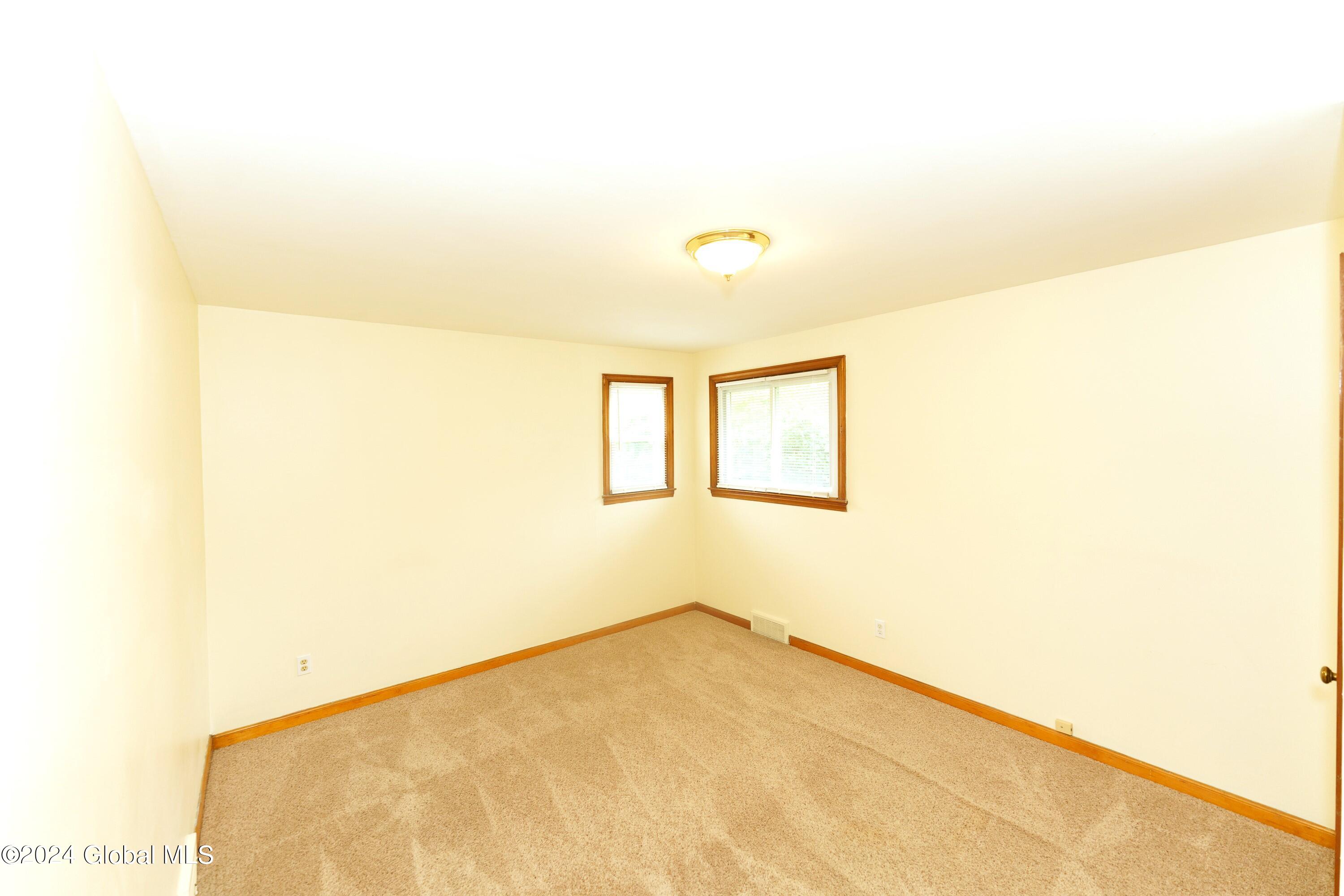 104 Osborne Road Colonie, NY 12205 - Photo 21 of 32 3 bedroom 5