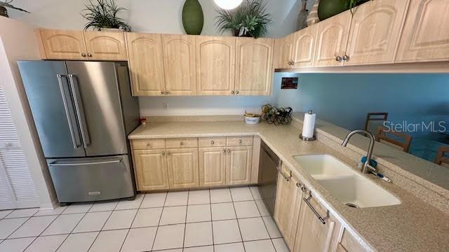 4812 Sand Trap St Circle Bradenton, FL 34203 - Photo 17 of 32