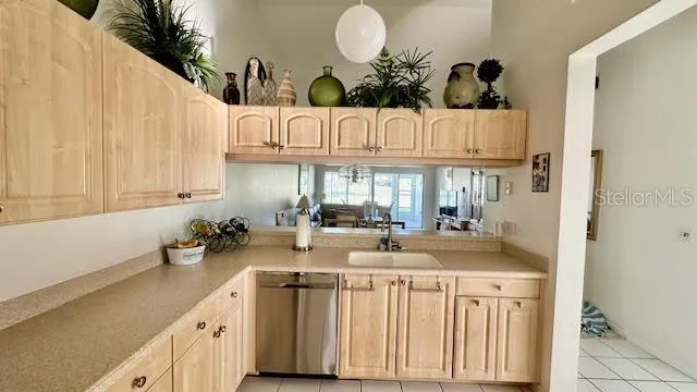 $329,000 | 4812 Sand Trap St Circle, Bradenton, FL 34203