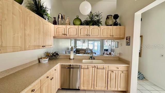 4812 Sand Trap St Circle Bradenton, FL 34203 - Photo 18 of 32